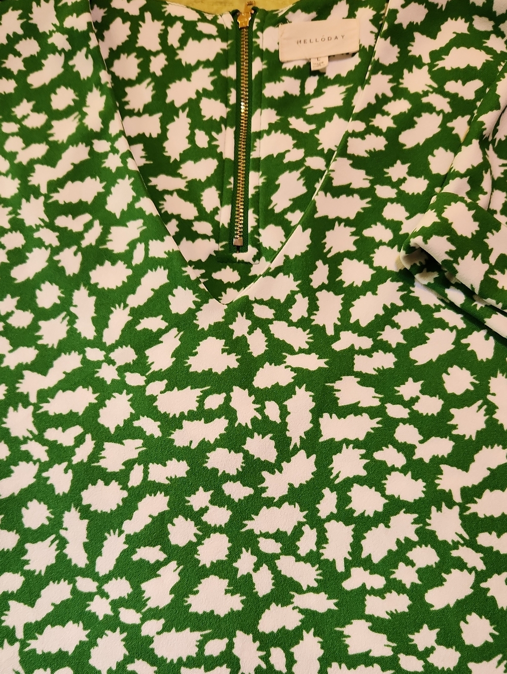 MELLODAY Green, White & Yellow Abstract Zip-Front Top